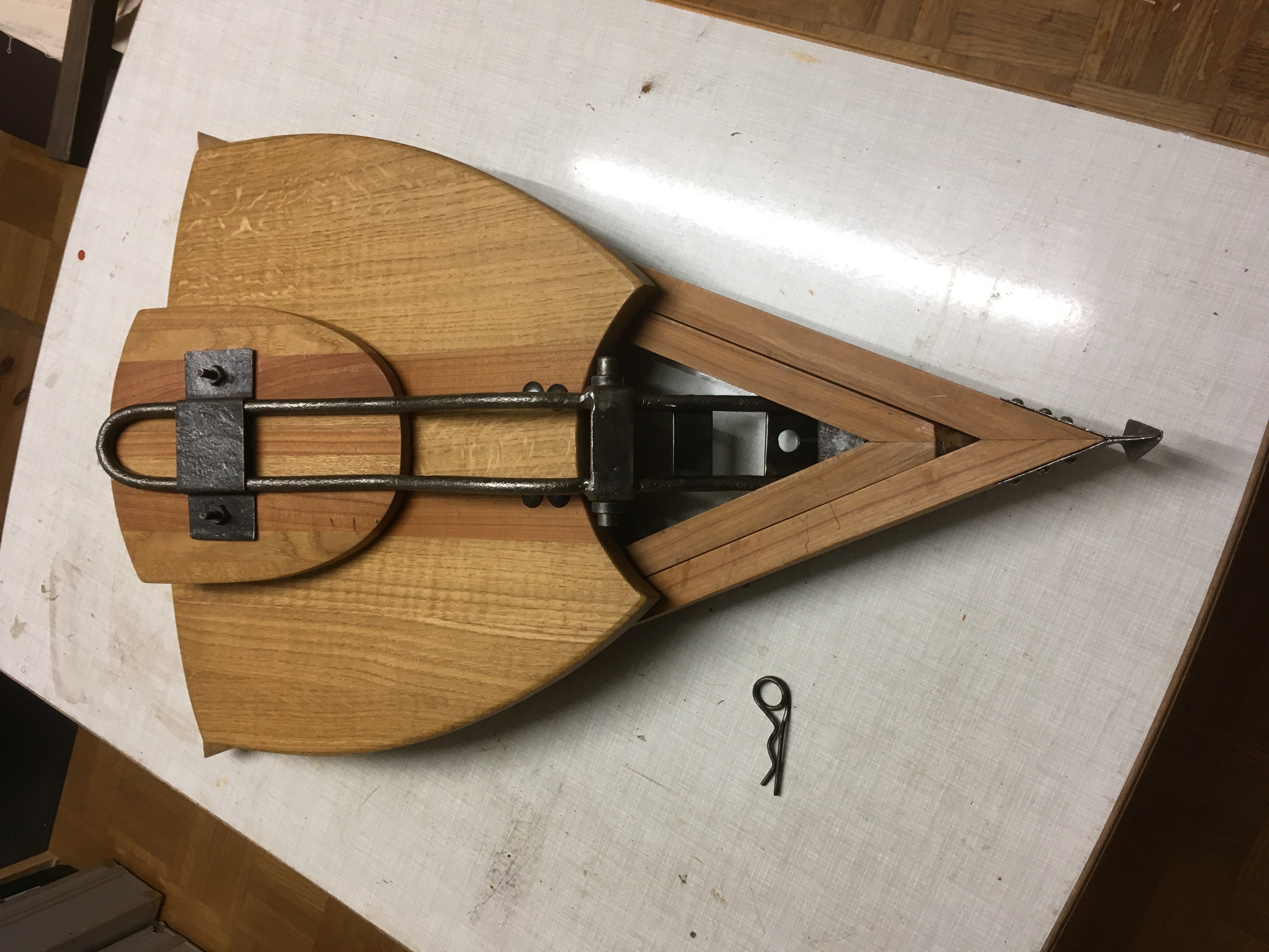 Klappstuhl MW1, 2017++ alte Eiche, Kirsche, alter Baustahl, rostiges Blech, 
Unikat, Handarbeit